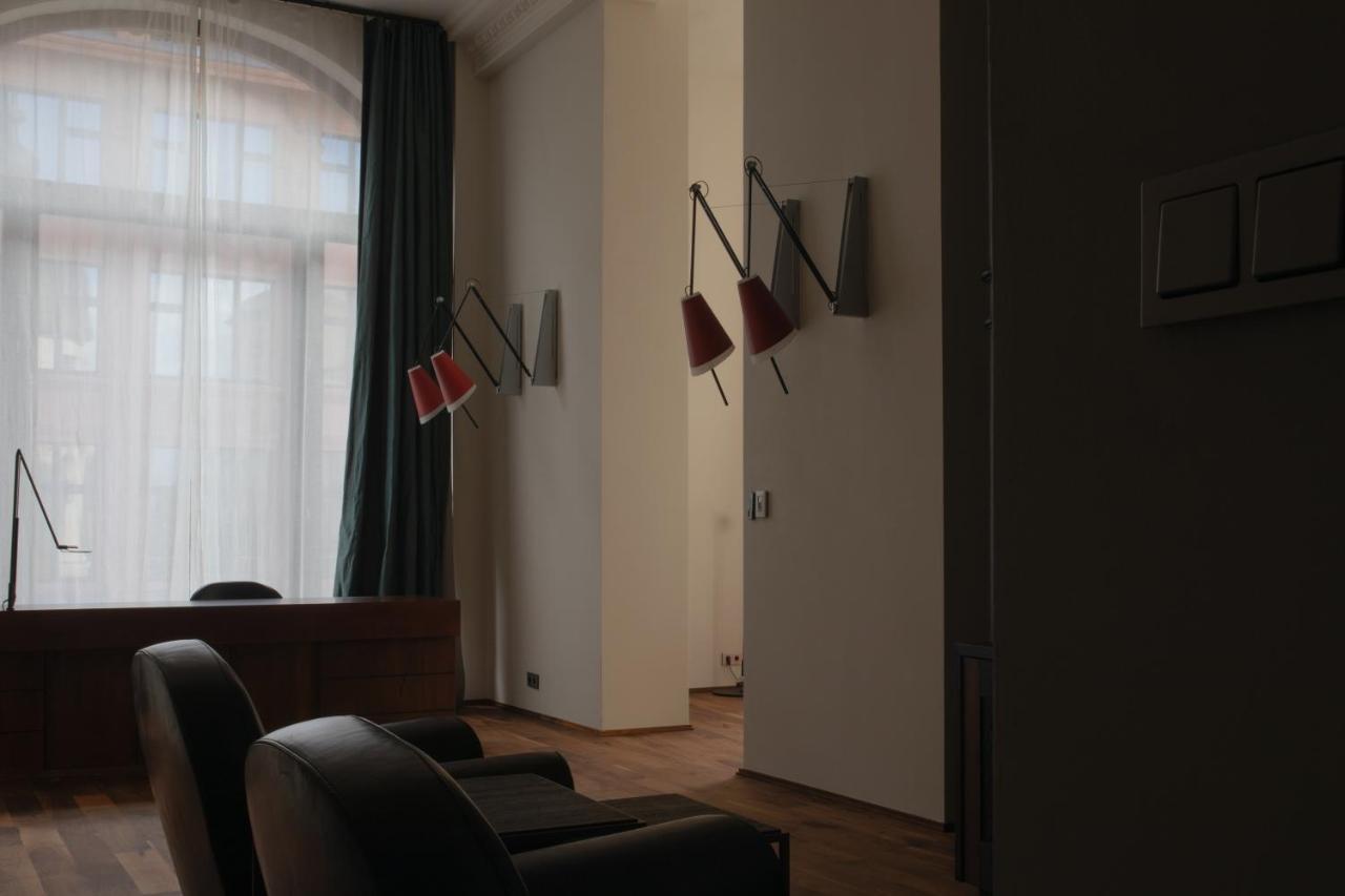Hotel Monopol Βρότσλαβ Εξωτερικό φωτογραφία A room in the German National Museum of Music