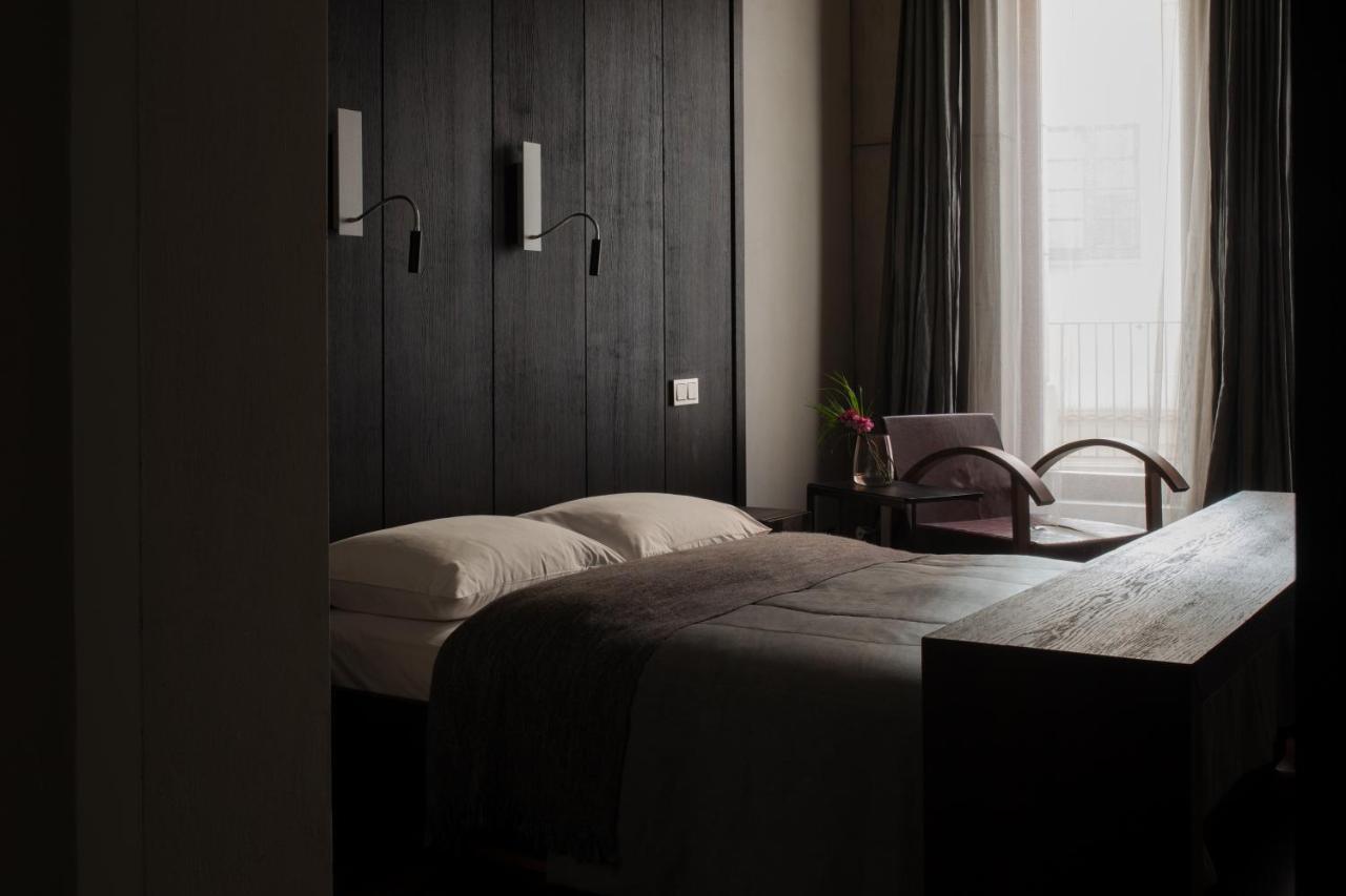 Hotel Monopol Βρότσλαβ Εξωτερικό φωτογραφία A room at the Hotel