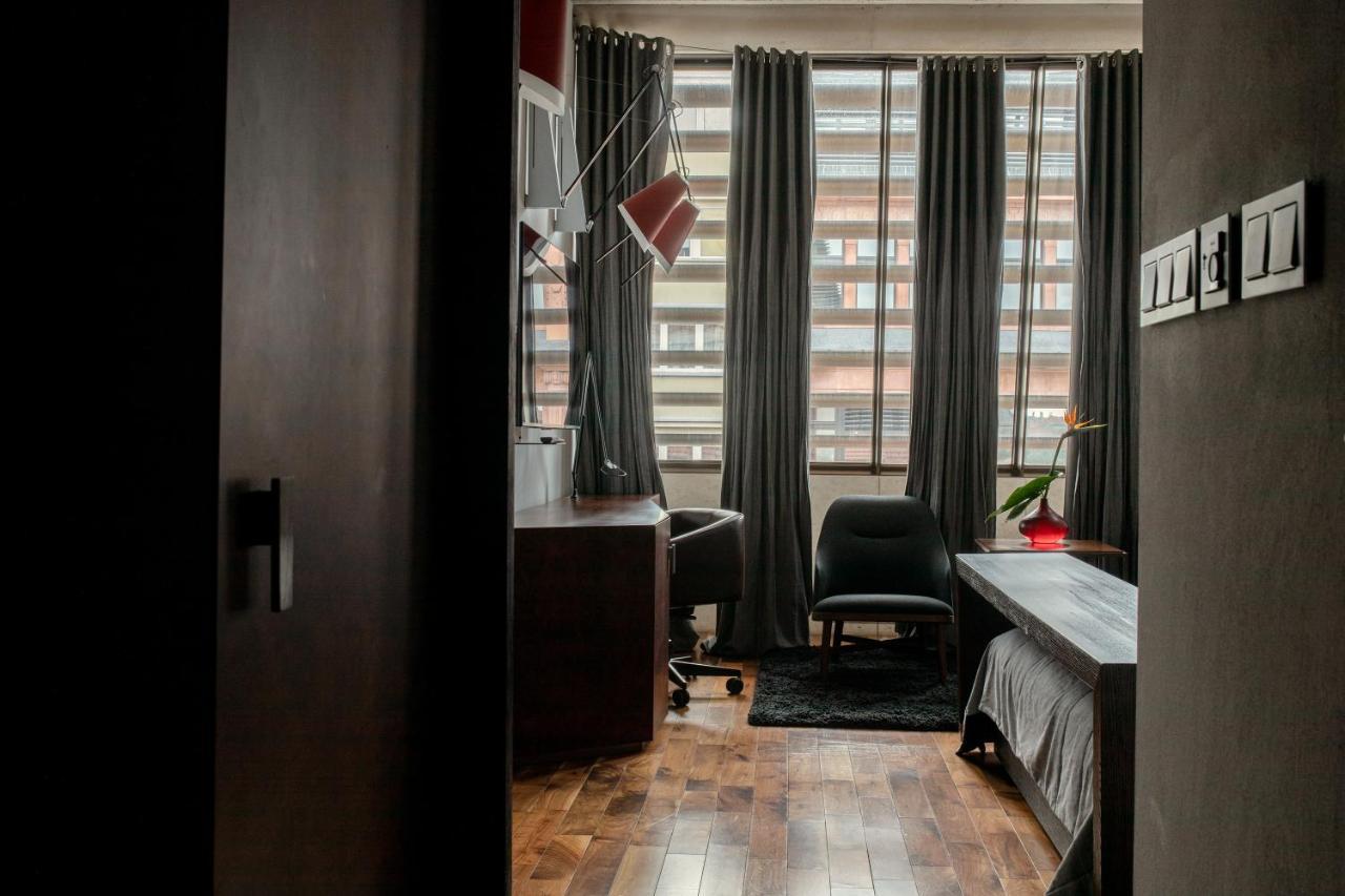 Hotel Monopol Βρότσλαβ Εξωτερικό φωτογραφία A private office at the library