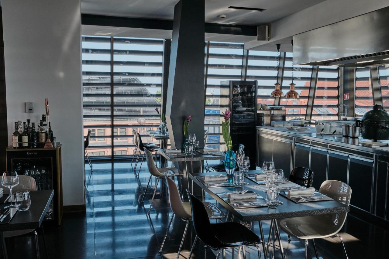 Hotel Monopol Βρότσλαβ Εξωτερικό φωτογραφία Interior of the restaurant